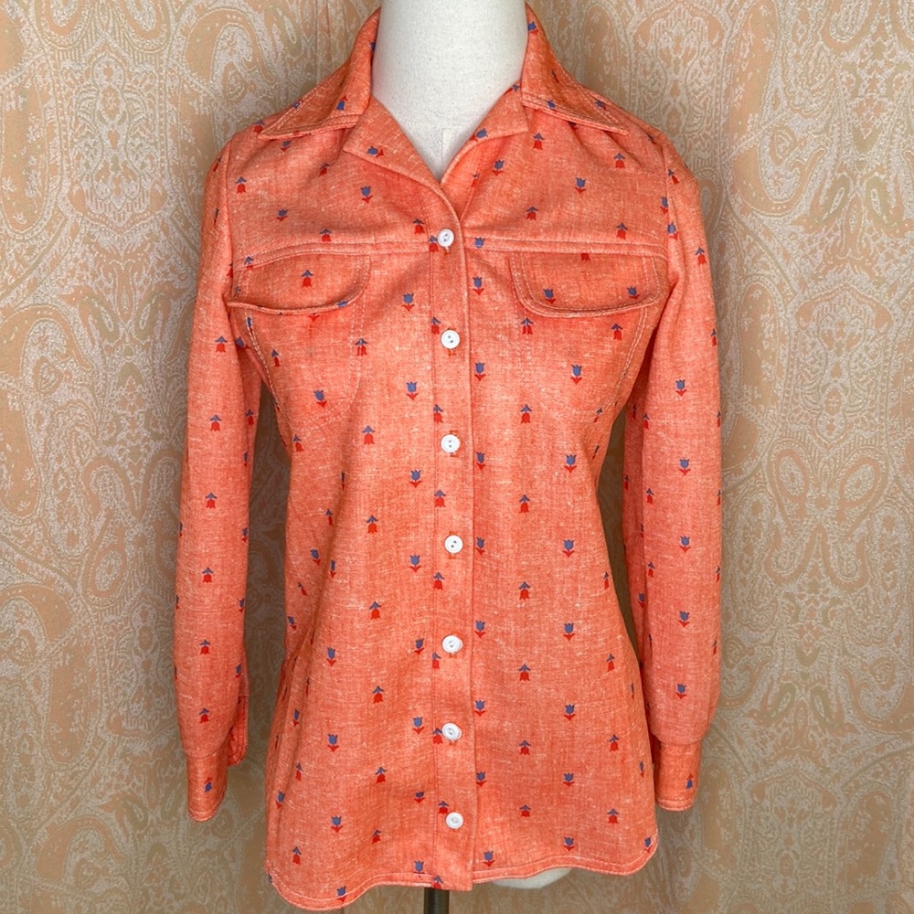 Vintage 1970’s Jantzen coral Tulip print button up shirt